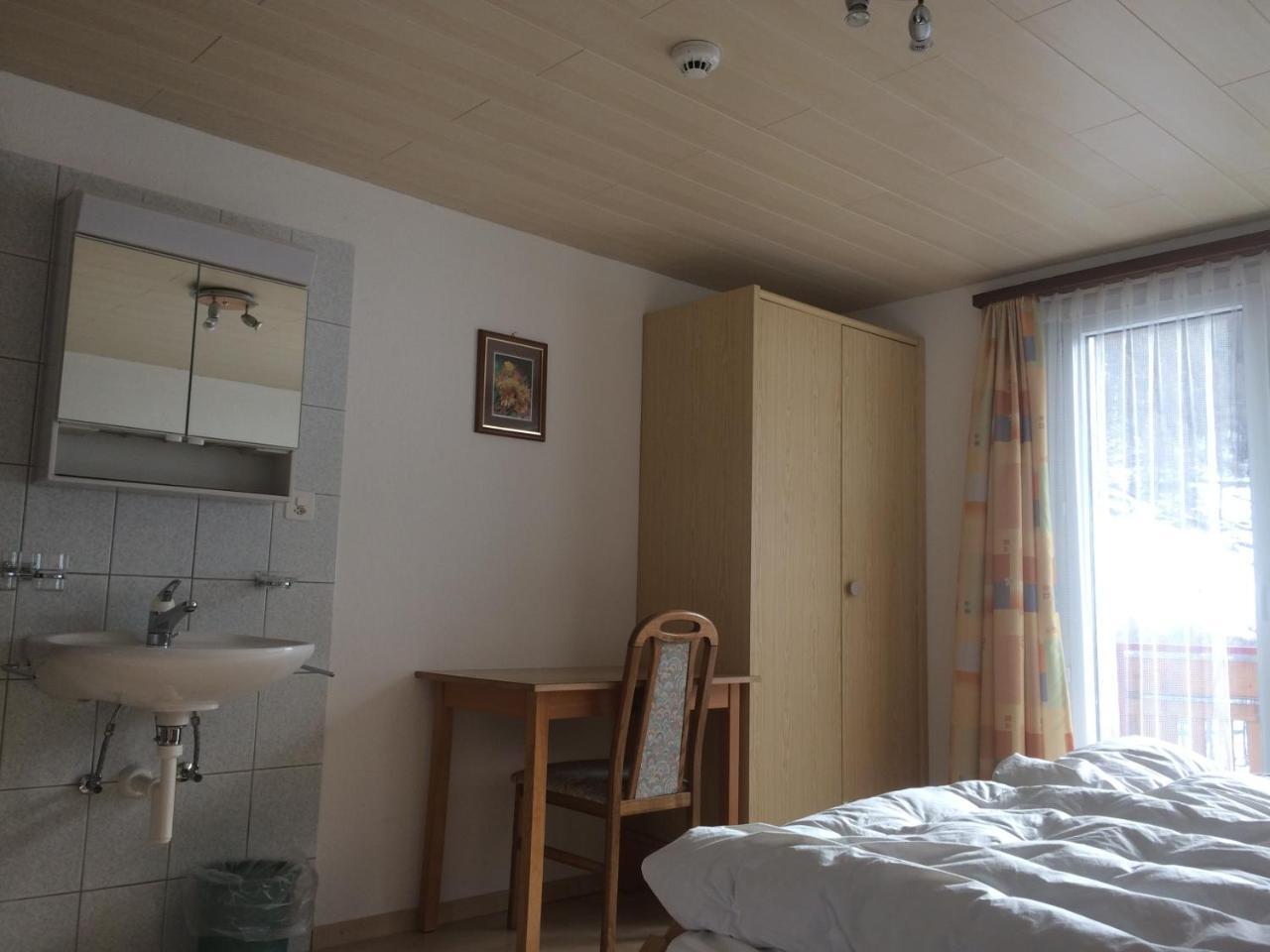 B&B Haus Granit Saas Grund Kültér fotó